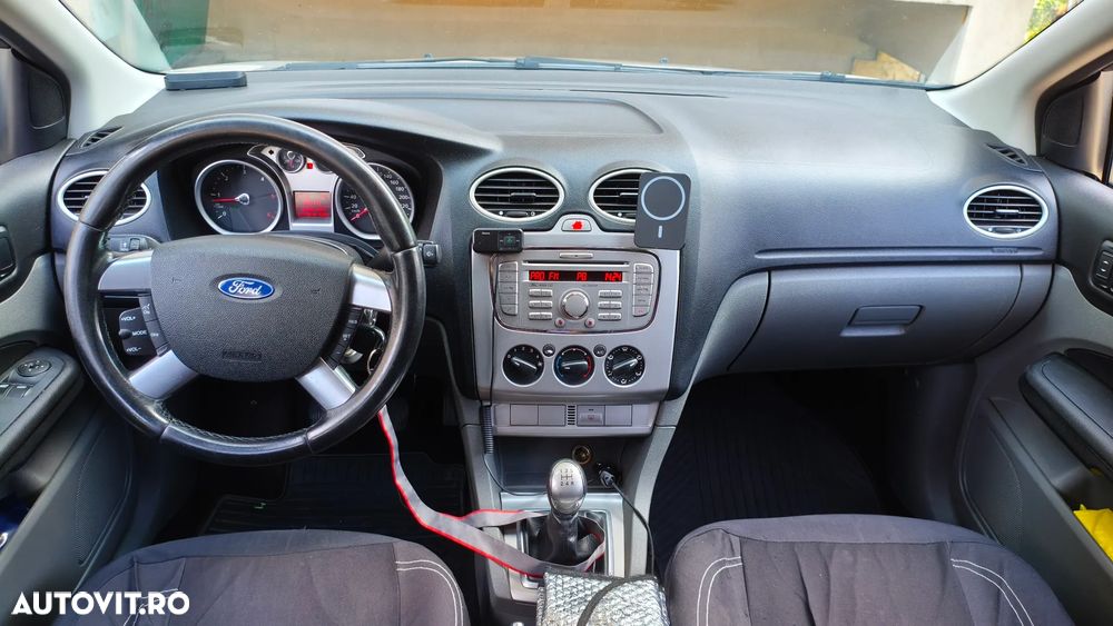 Ford Focus 1.6 TDCi Trend - 14