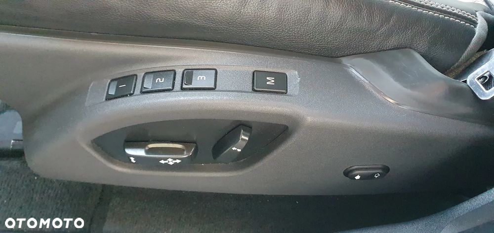 Volvo XC 60 - 11