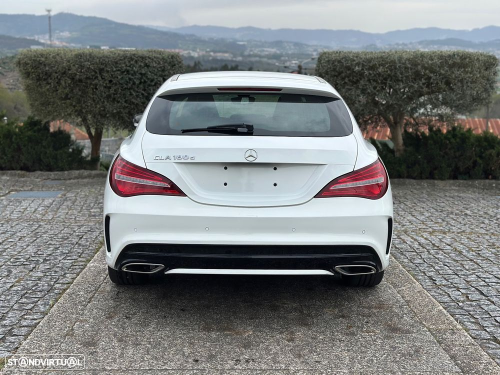 Mercedes-Benz CLA 180 d Shooting Brake AMG Line - 13
