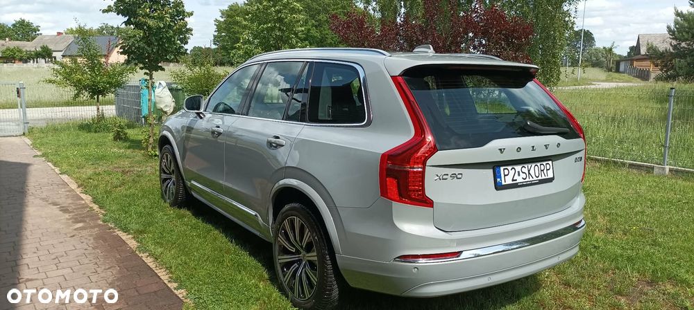 Volvo XC 90 B5 D AWD Ultimate Dark 7os - 4