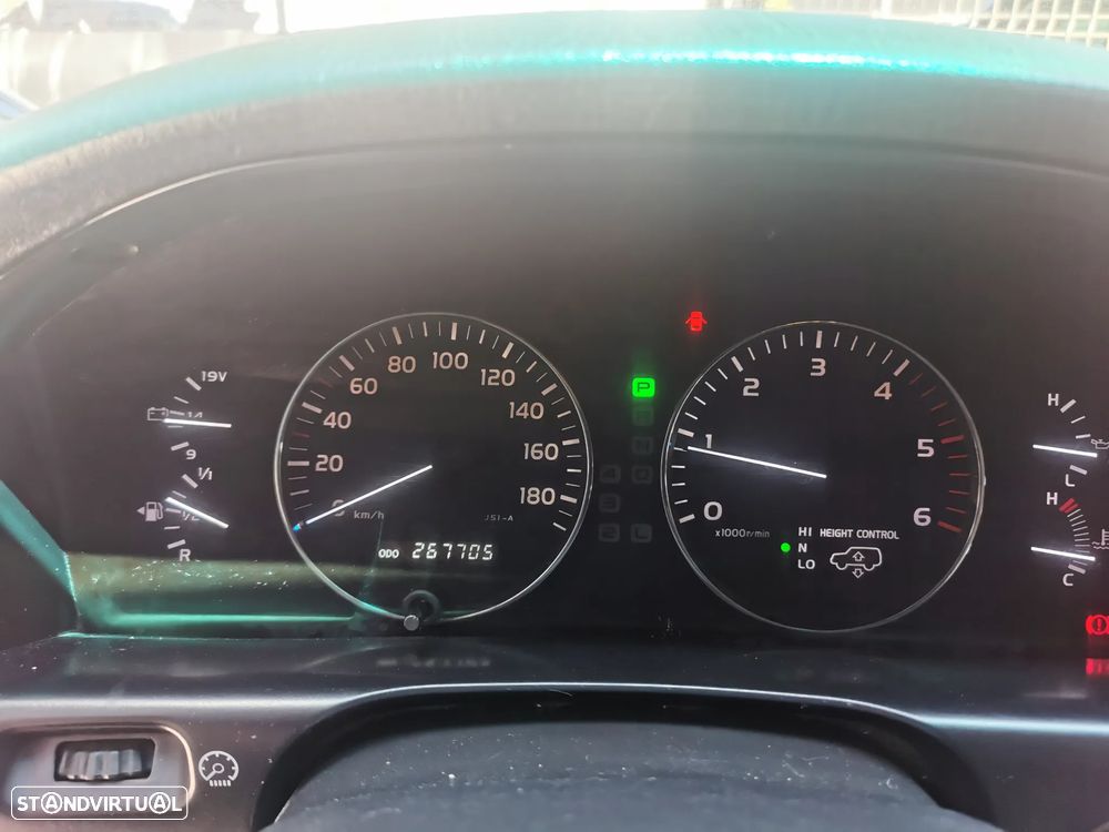 Toyota Land Cruiser - 6