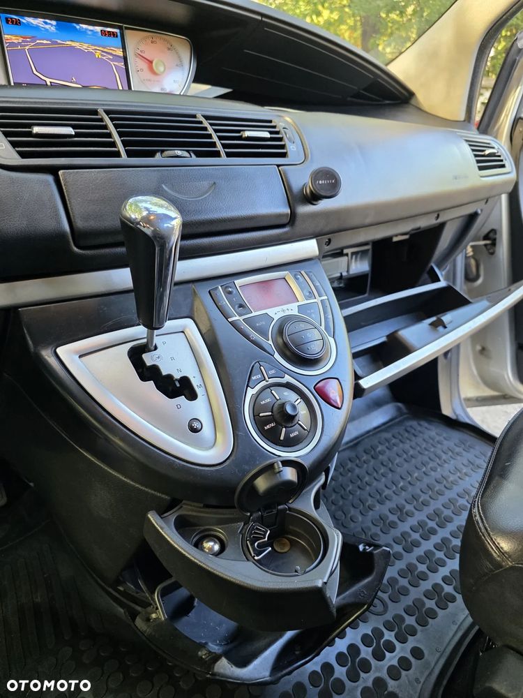 Peugeot 807 HDi 170 Bi-Turbo Automatik Platinum - 8