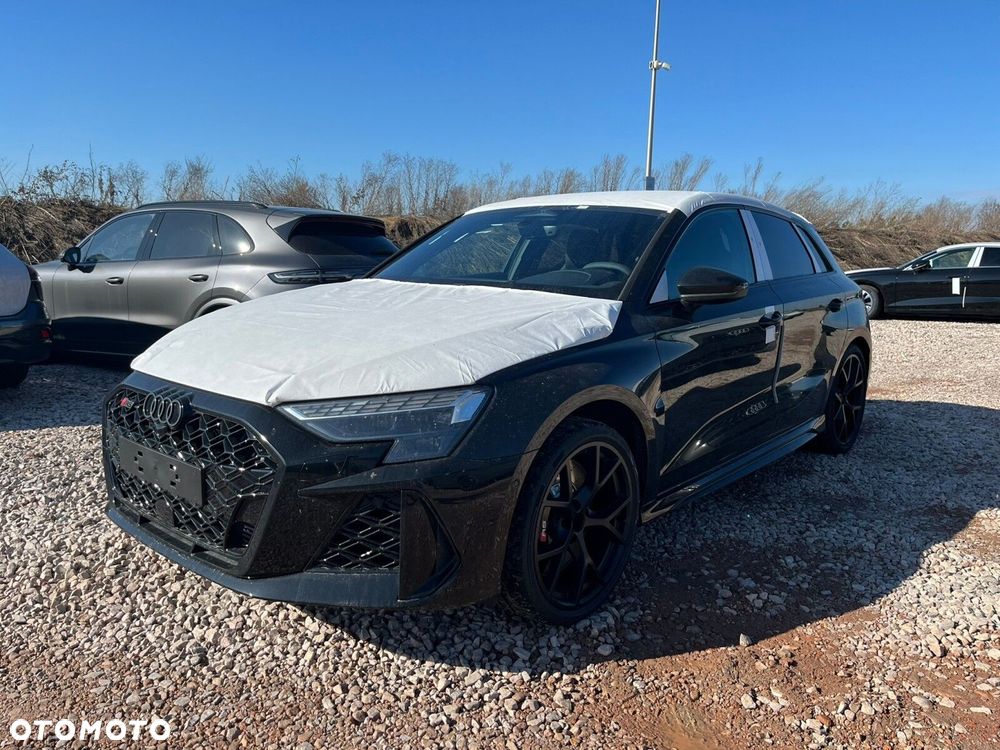 Audi RS3 Sportback - 1