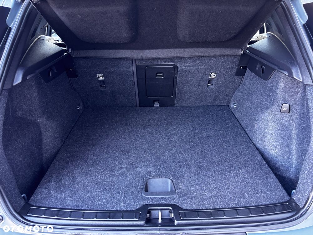 Volvo XC 40 T4 Recharge DKG Essential - 22