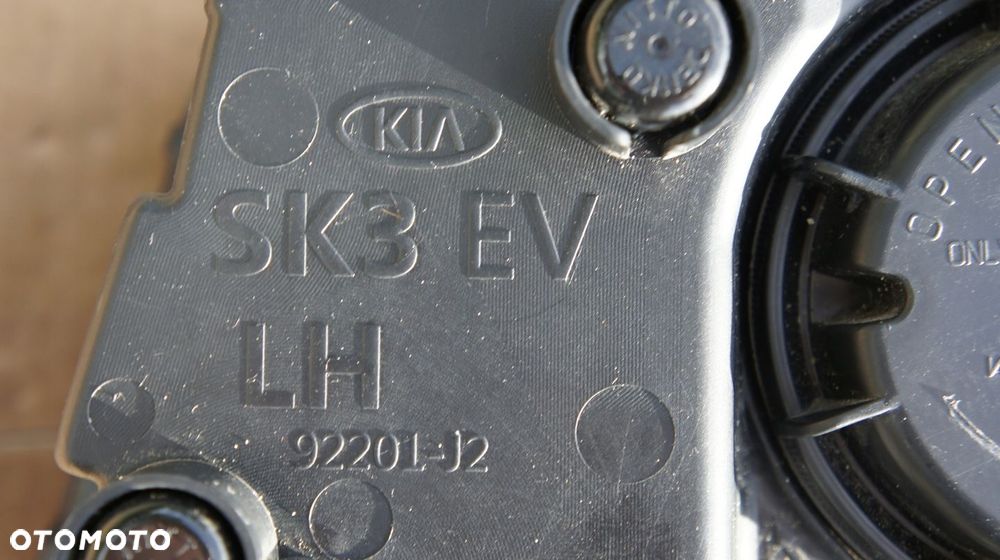 LEWY LED ŚWIATŁO DRL HALOGEN KIA SOUL II EV - 6