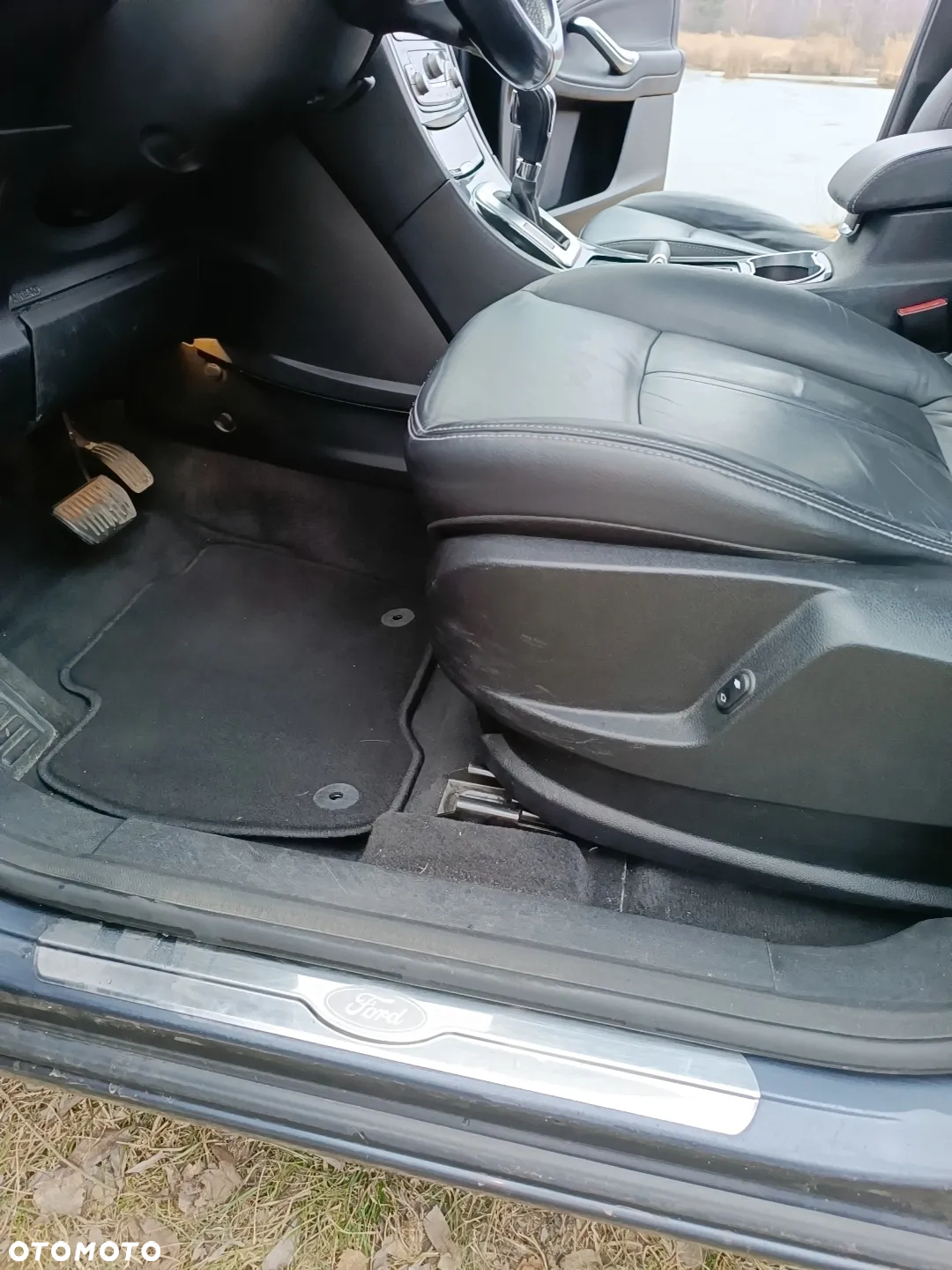 Ford S-Max 2.0 TDCi DPF Titanium - 17