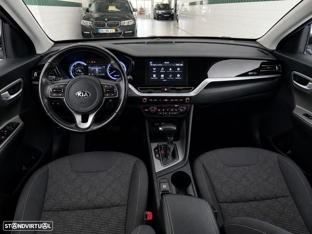 Kia Niro 1.6 GDi HEV Urban - 13
