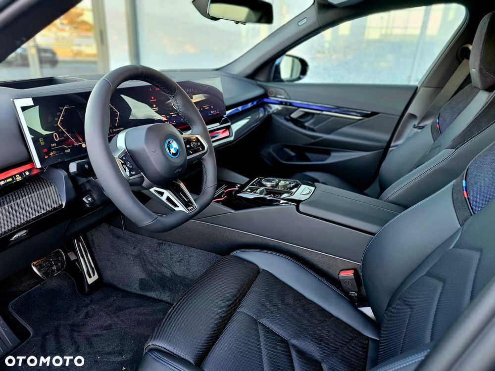 BMW Seria 5 530e xDrive PHEV - 21