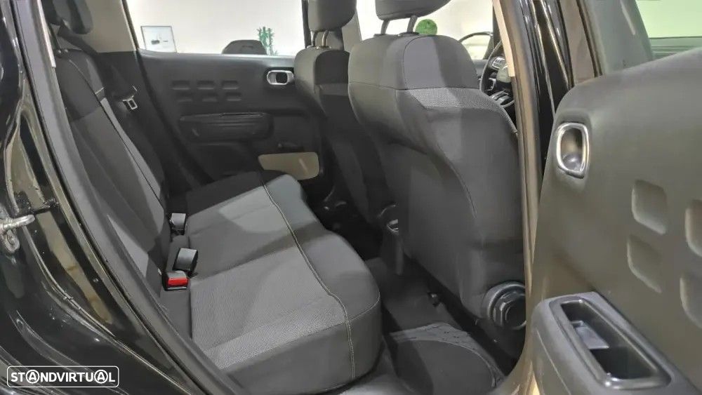 Citroën C3 1.2 PureTech Shine - 21