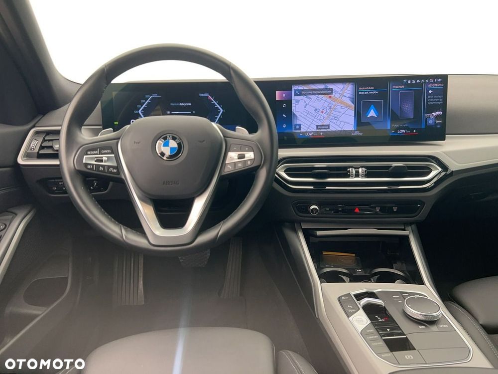 BMW Seria 3 318d mHEV - 9