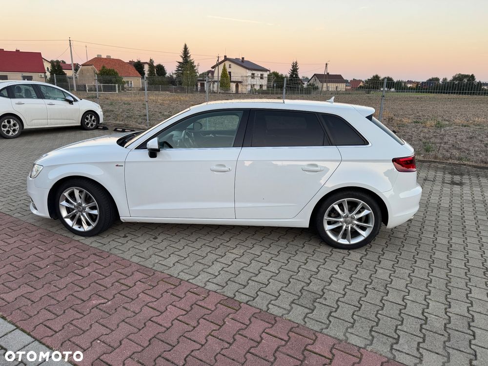 Audi A3 Sportback 2.0 TDI clean diesel Quattro Attraction S tronic - 4