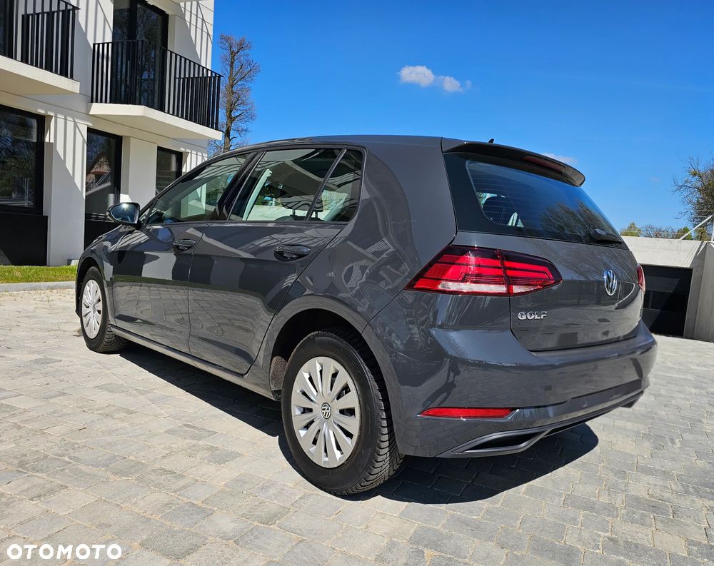 Volkswagen Golf 1.6 TDI BMT Comfortline - 10