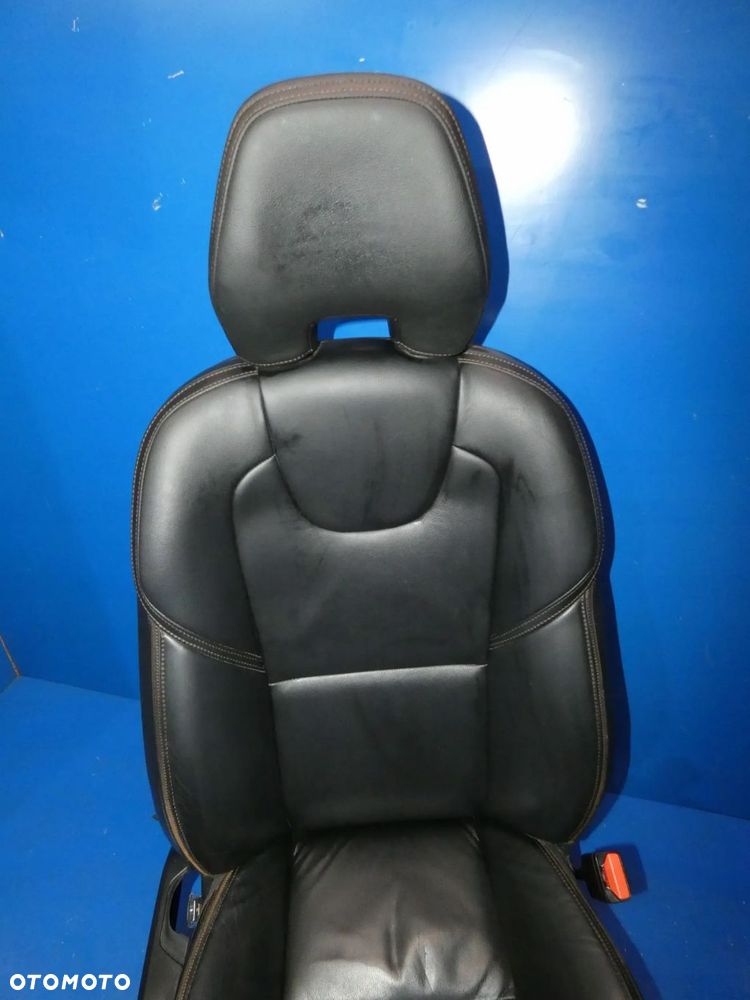 VOLVO V40 II FOTEL PASAŻERA PRAWY PRZÓD PRZEDNI - 2