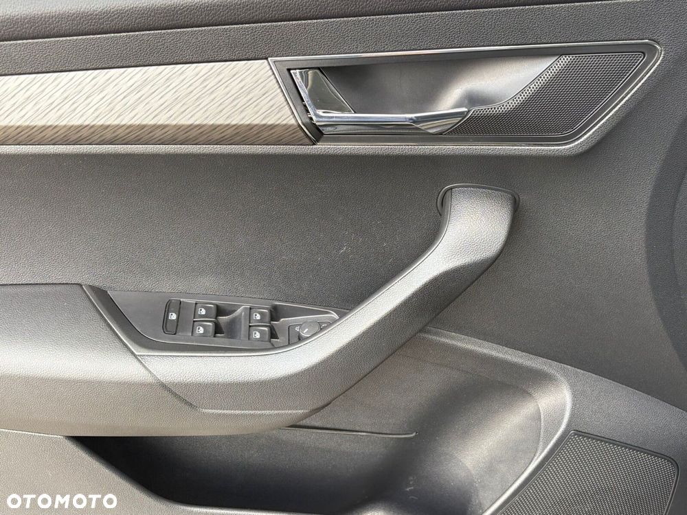 Skoda Karoq 1.5 TSI ACT Selection DSG - 12