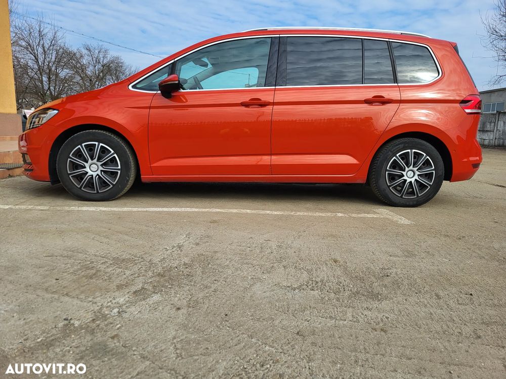Volkswagen Touran 2.0 TDI Highline - 8