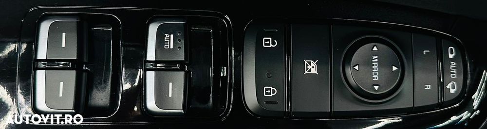 Kia Sportage 1.7 CRDI 2WD Dream-Team Edition - 12