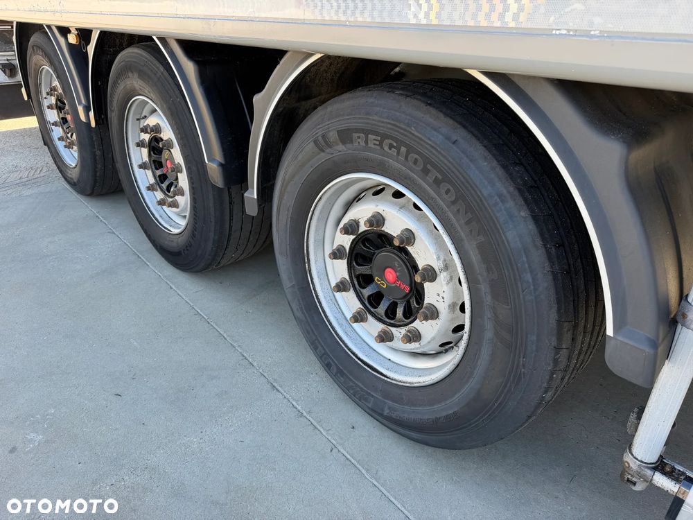 Stas Ruchoma podłoga 94m3 Podłoga 10 mm 2019 rok - 10