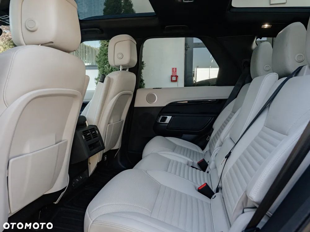 Land Rover Discovery 2.0 P300 Dynamic SE - 10