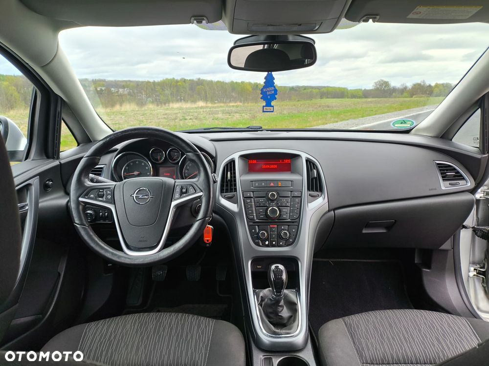 Opel Astra 1.4 T Active EU6 - 17