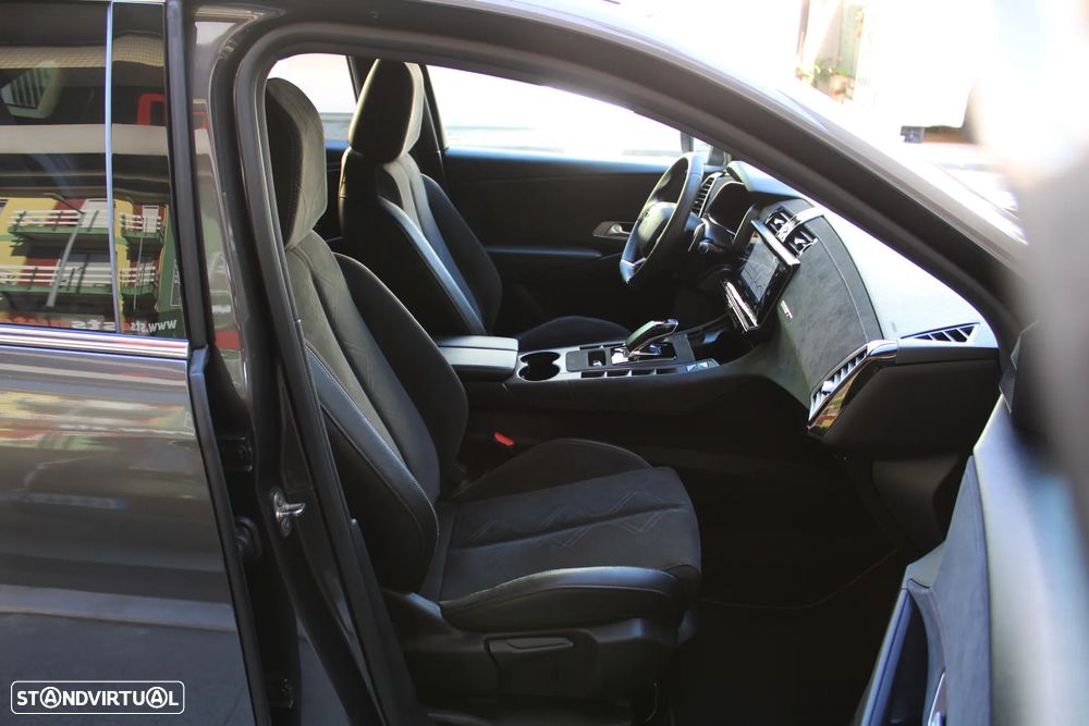 DS DS7 Crossback - 32