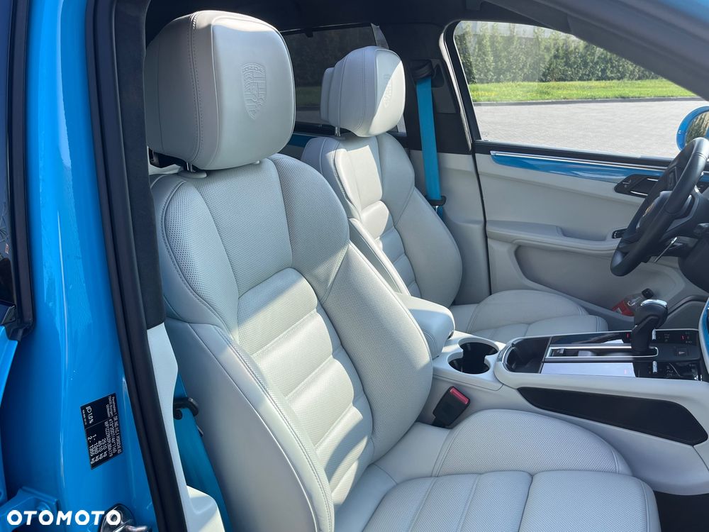 Porsche Macan T - 13