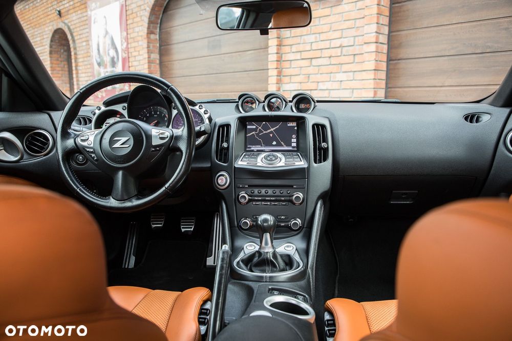Nissan 370 Z 3.7 V6 Premium - 29