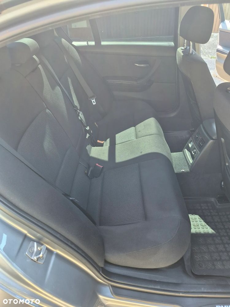 BMW Seria 3 - 18