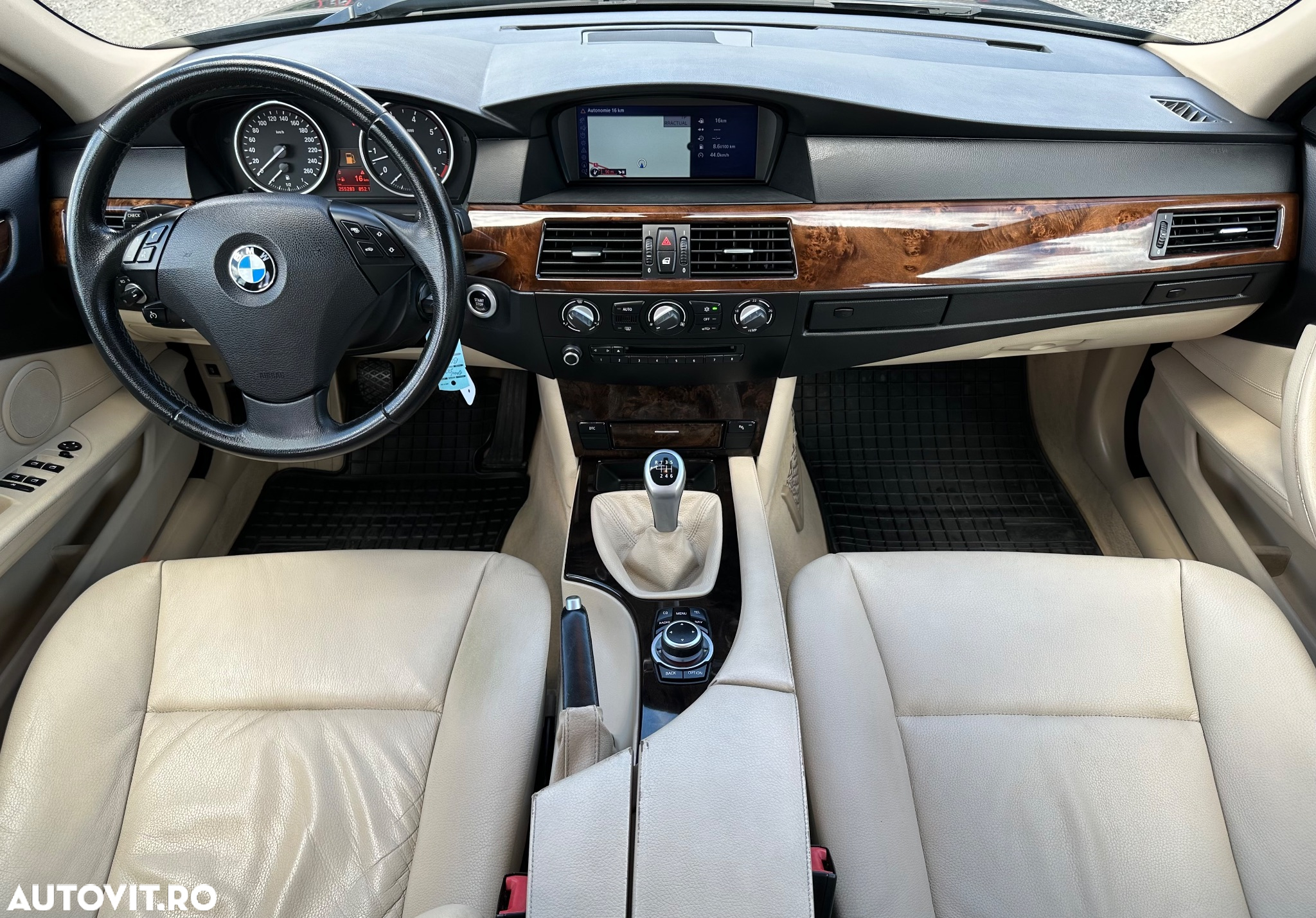 BMW Seria 5 523i Edition Sport - 5