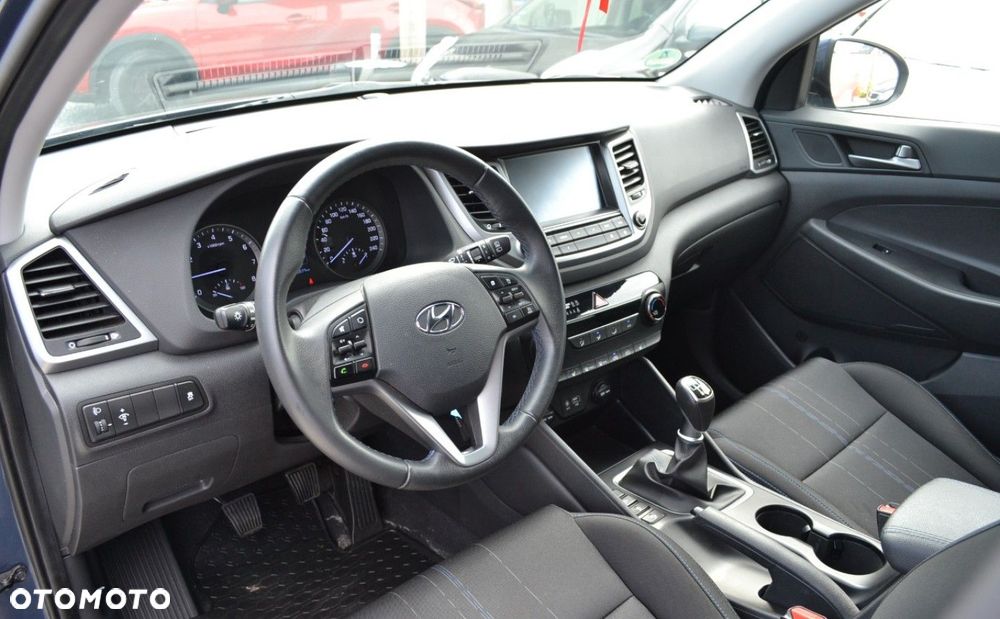 Hyundai Tucson blue 1.6 GDi 2WD Navi - 20