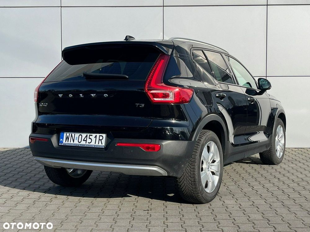 Volvo XC 40 T3 Momentum Pro - 9