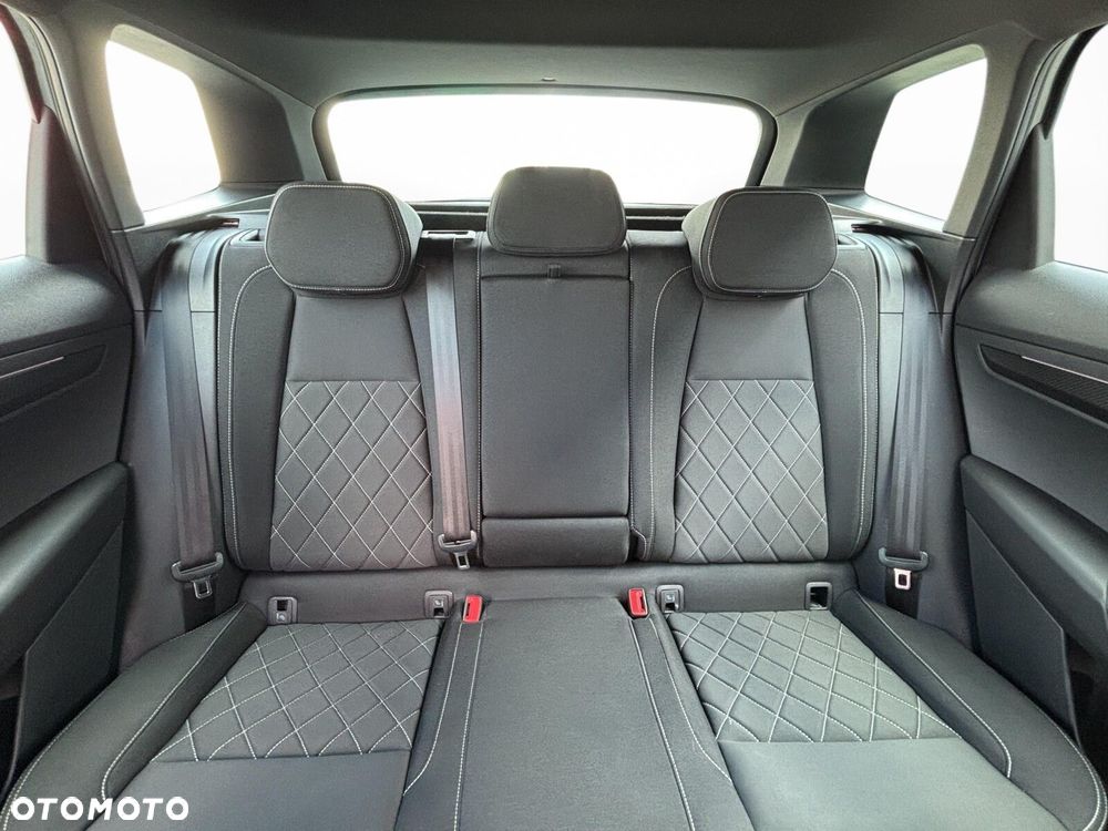 Skoda Karoq 2.0 TSI 4x4 Sportline DSG - 32
