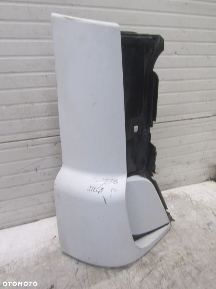 Mercedes Axor 13r Polik owiewka kabiny prawa - 1