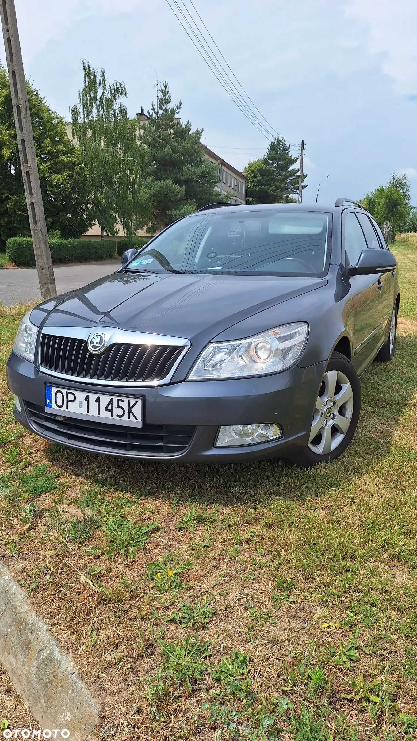 Skoda Octavia Combi 1.6 TDI DPF Classic - 1
