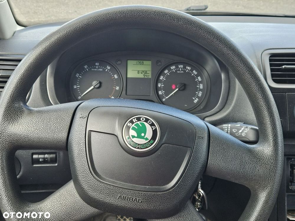 Skoda Fabia - 10