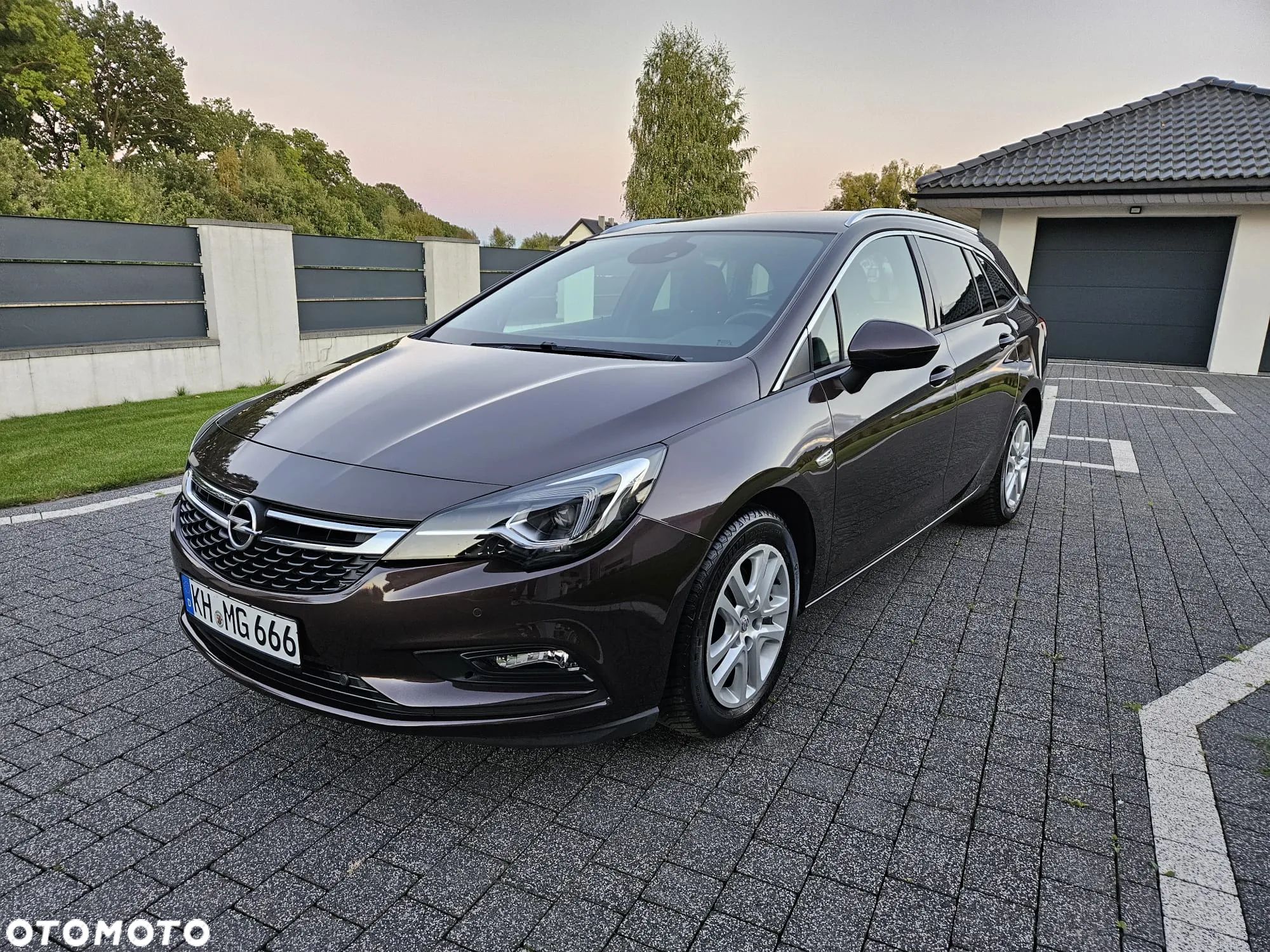 Opel Astra 1.6 BiTrb D (CDTI) Start/Stop Sports Tourer Business - 1