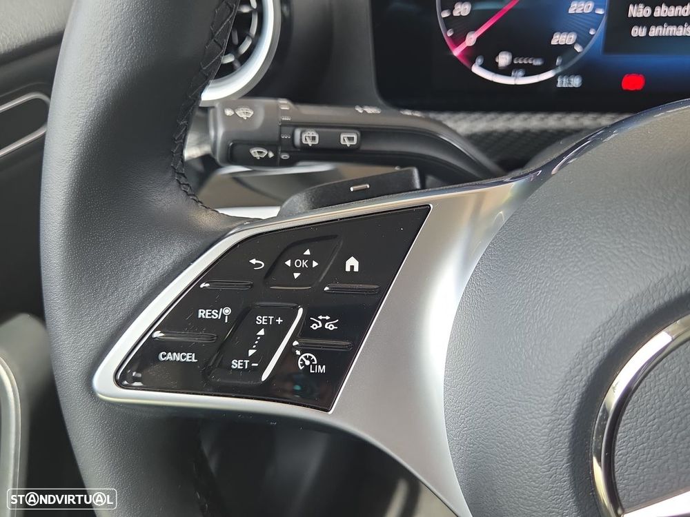 Mercedes-Benz CLA 250 e Shooting Brake Style Plus - 16