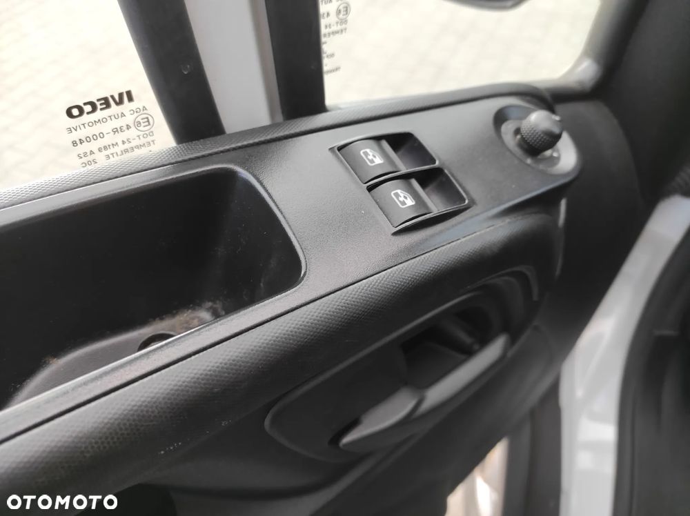 Iveco DAILY 35S18 - 14