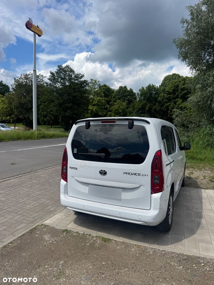 Toyota Proace City Verso 1.2 D-4T Business - 6