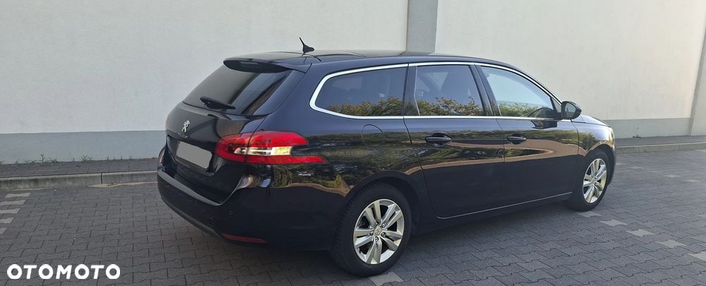 Peugeot 308 1.6 e-HDi Access S&S - 10