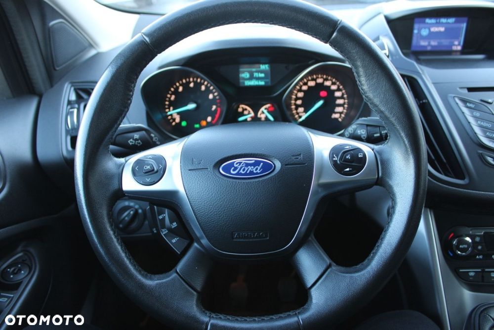 Ford Kuga - 28
