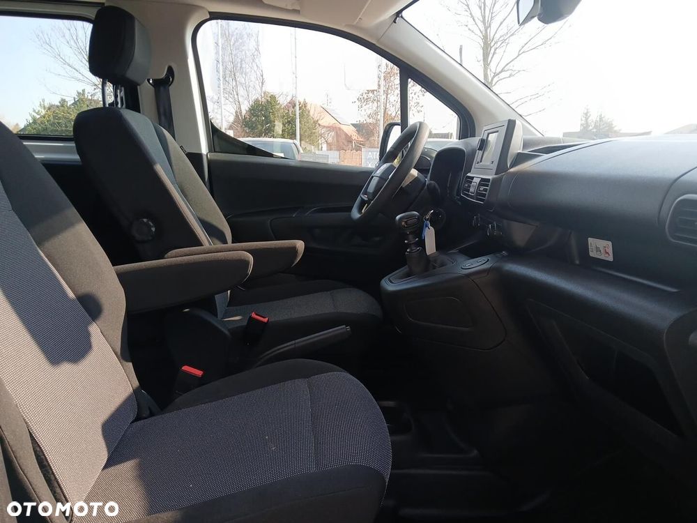 Toyota PROACE CITY - 9