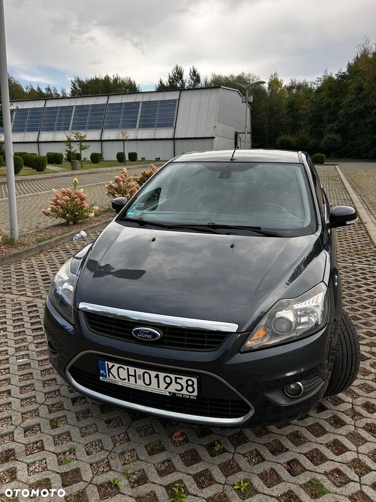 Ford Focus 1.6 Titanium - 2