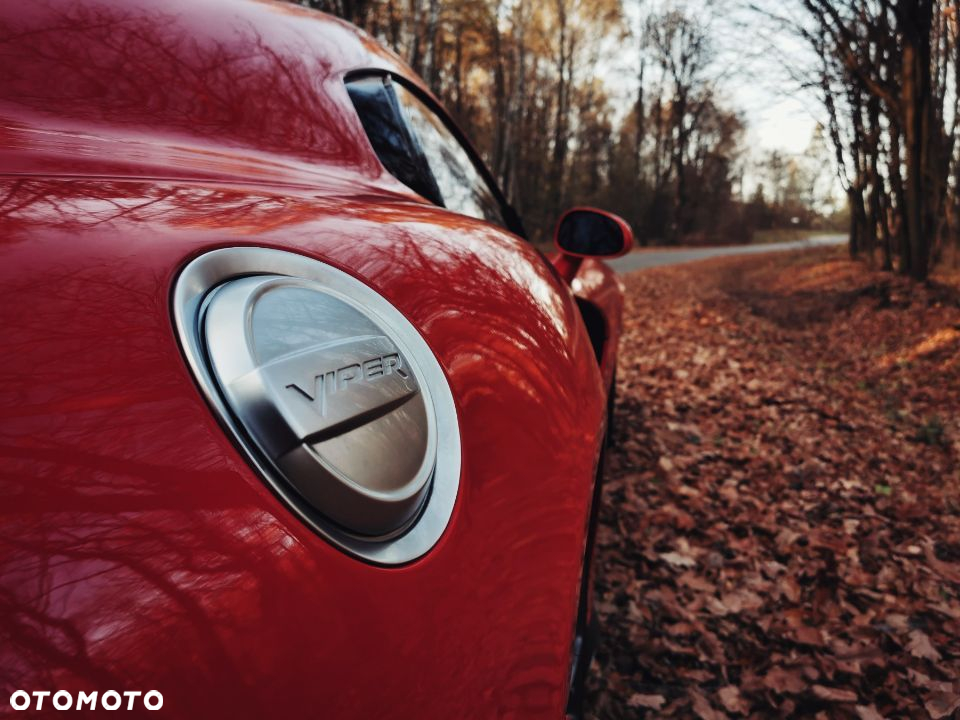 Dodge Viper - 14