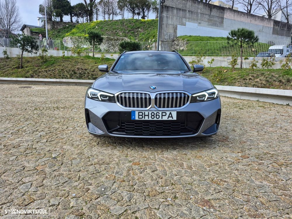 BMW 320 d Pack Desportivo M Auto - 2