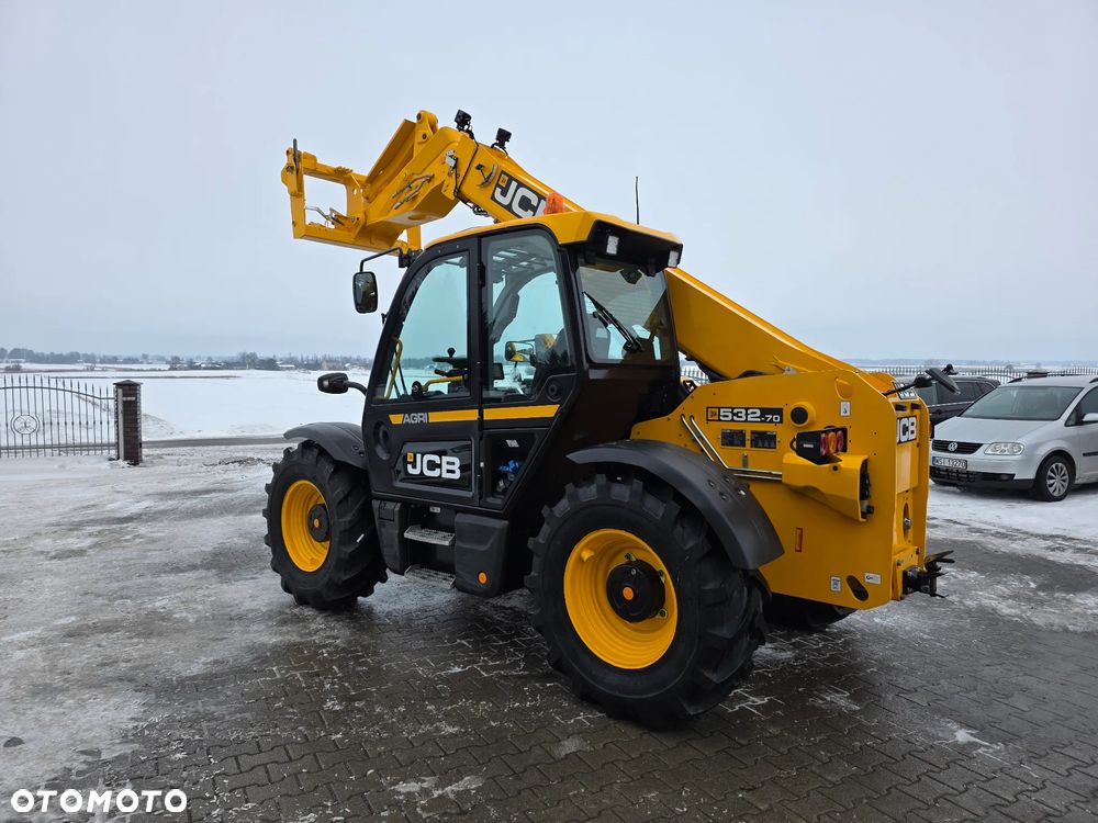 JCB 532-70 Agri 2020R - 17