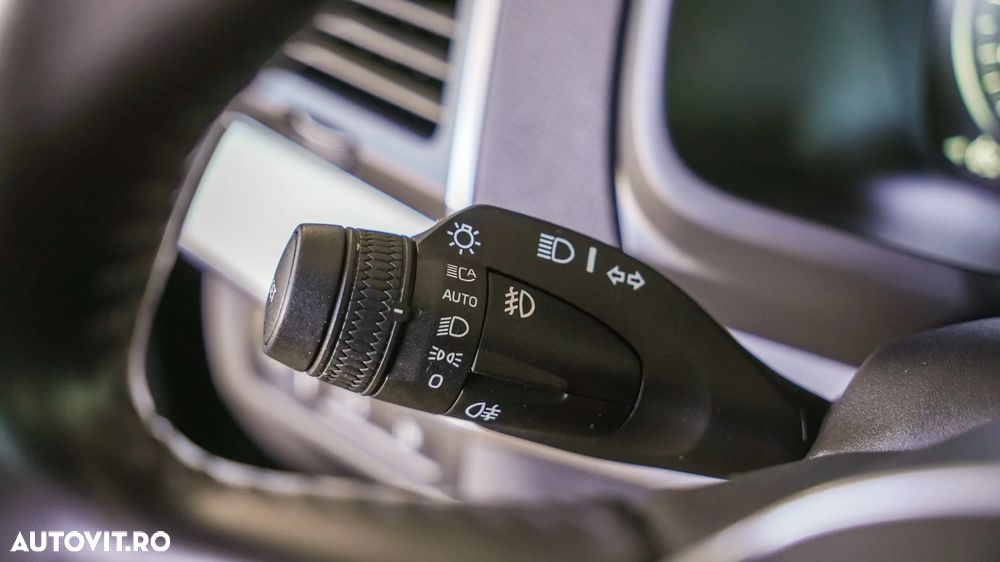 Volvo XC 90 - 20