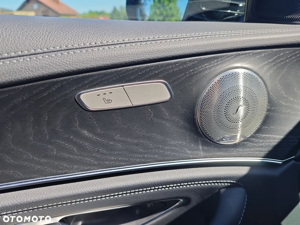 Mercedes-Benz Klasa E 300 Business Edition - 21