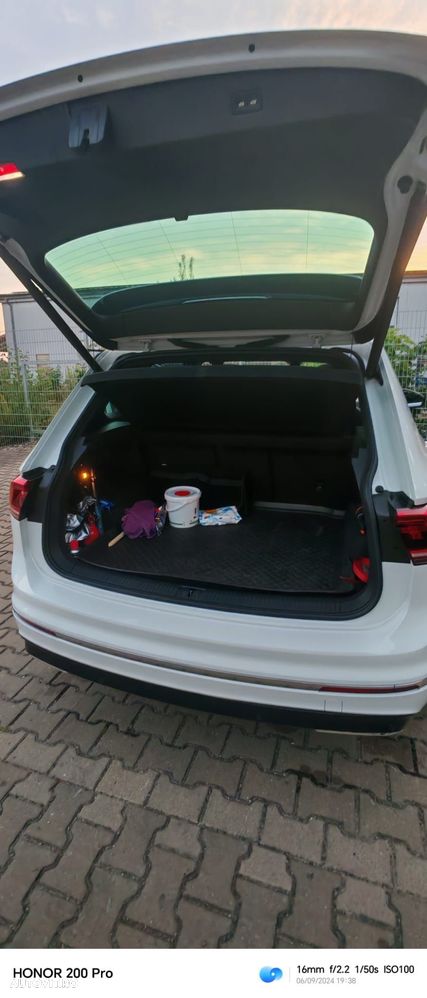 Volkswagen Tiguan 2.0 TDI SCR 4MOTION DSG Highline - 10