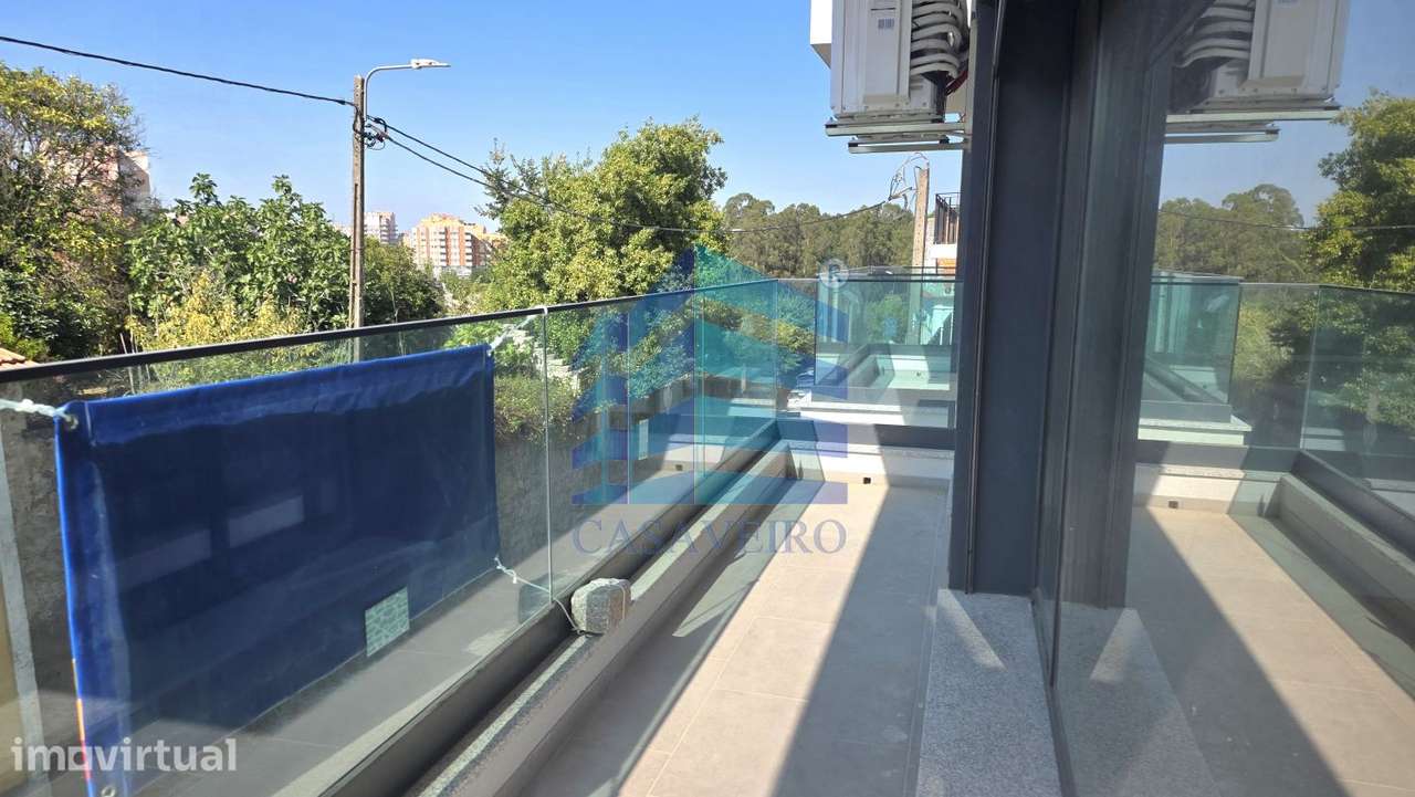 Apartamento T3 com Varandas no centro de Esgueira - Grande imagem: 5/17