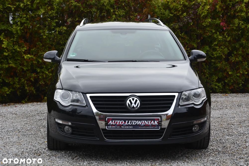 Volkswagen Passat 1.8 TSI Exclusive - 2